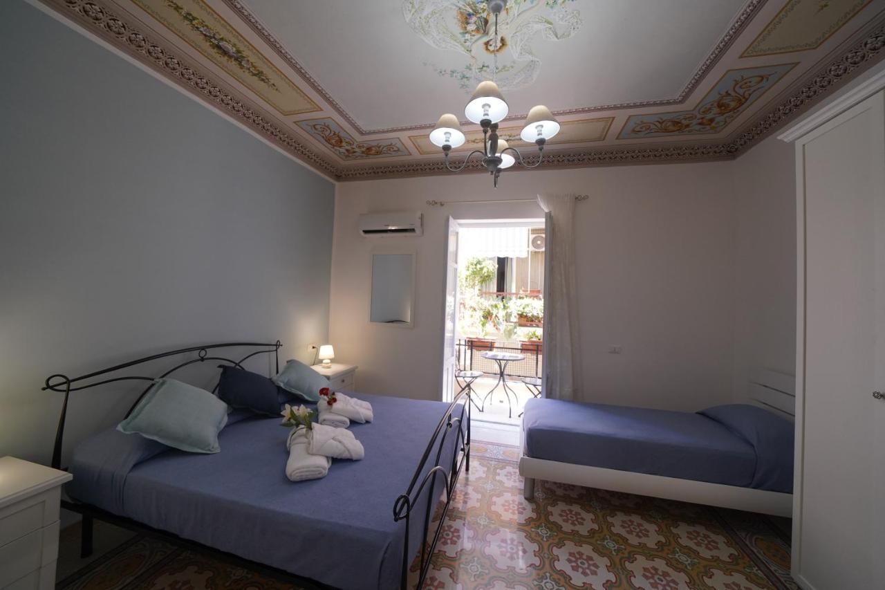 Bed and Breakfast Regina Stella Ласкарі Екстер'єр фото